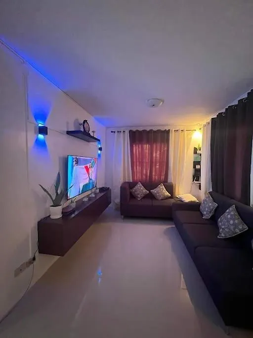Dom wakacyjny Willa El Jona De Residencia Davao